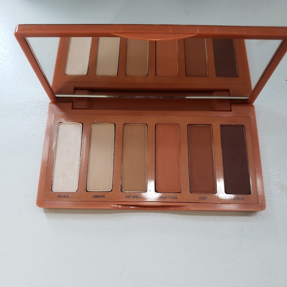 Urban Decay Naked Petite Heat